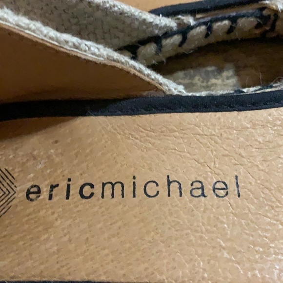 Eric Michael Black & Beige Stripe Dominique Flat Espadrille Sandals Size 41 - Picture 5 of 12